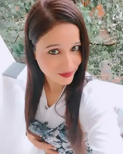 Call Girls in Tilak Nagar